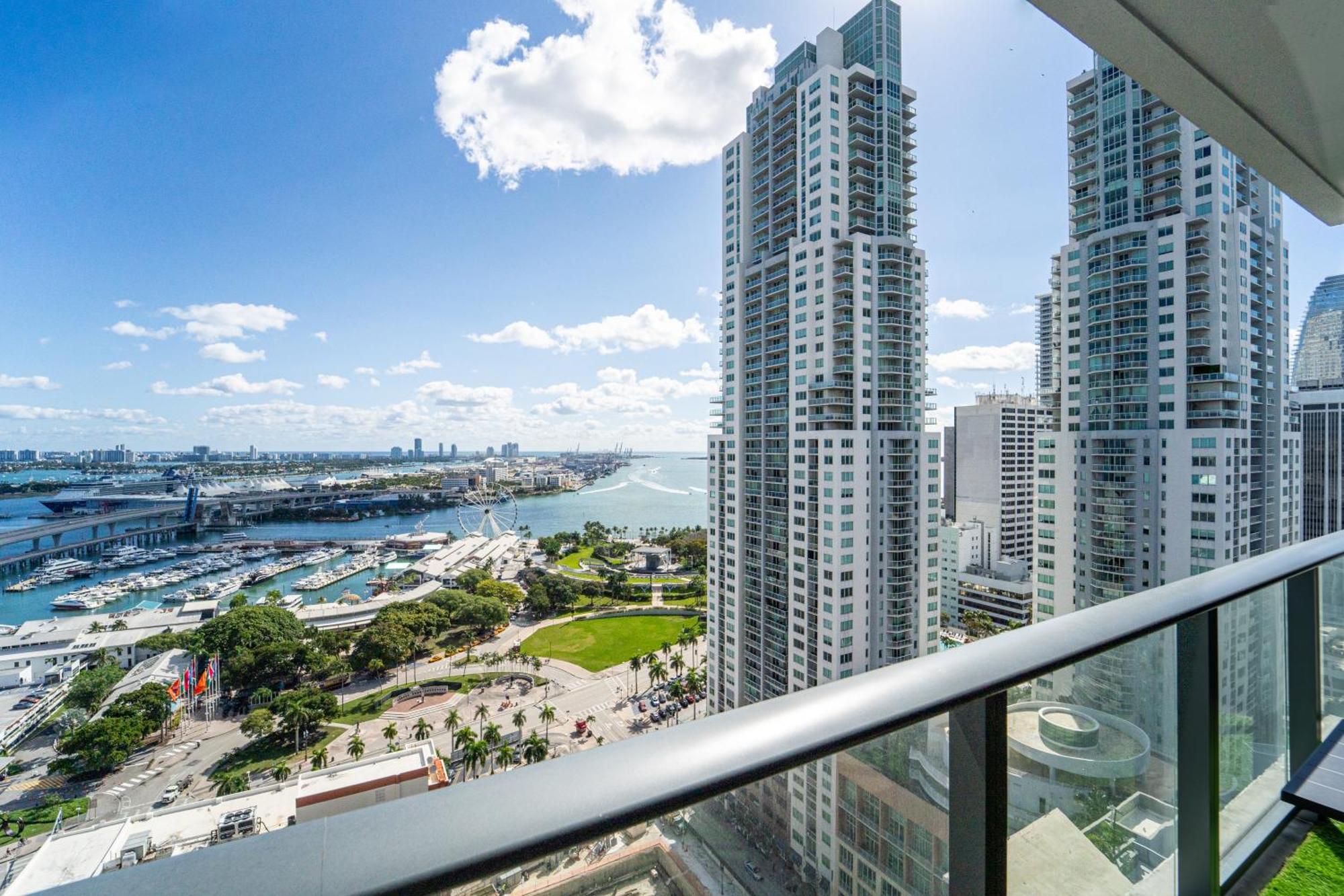Devereaux Miami Luxury One-Bedroom And Studios Exterior foto